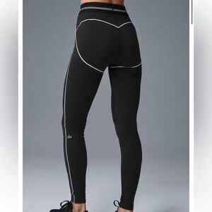 Alo Yoga Airbrush High-Waist Heart Throb Legging
